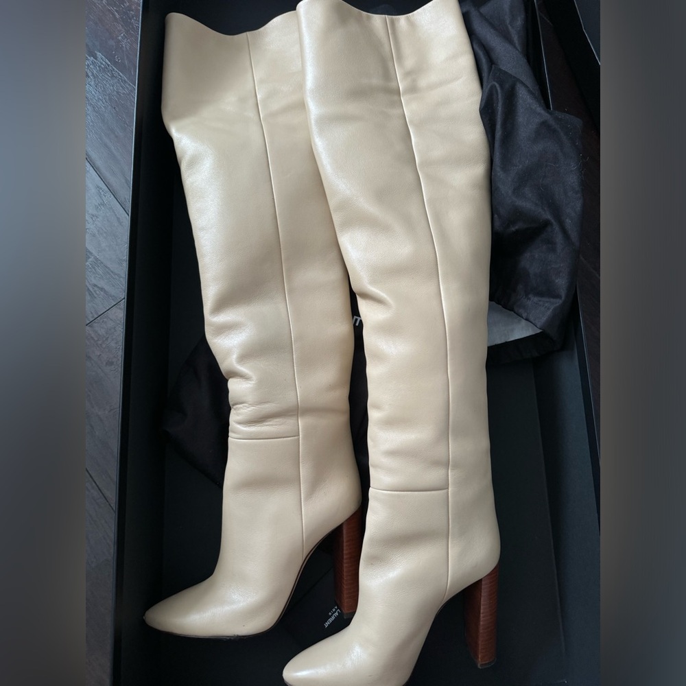 Authentic Saint Laurent Crème boots. - Picture 7 of 9